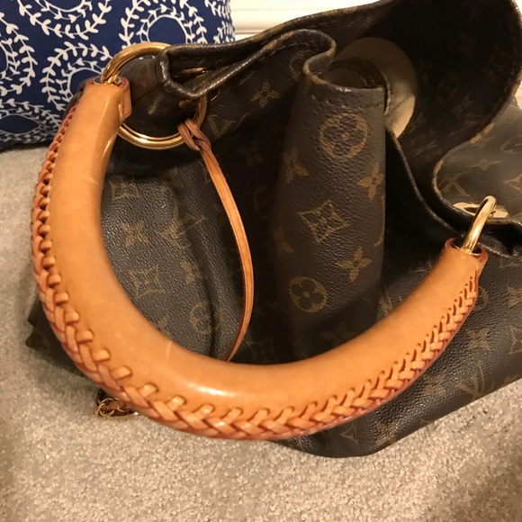 Beautiful Louis Vuitton Artsy MM bag - Picture 3 of 8